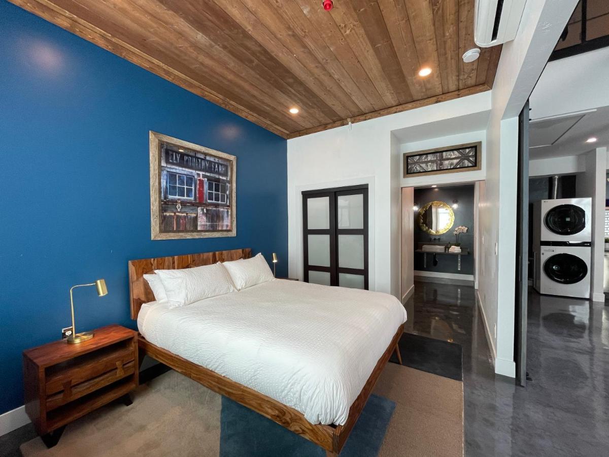 Petaluma Warehouse Lofts Unit E Apartment Exterior photo
